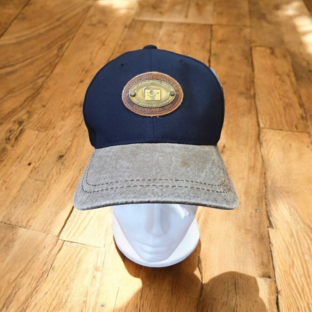 Cleveland Cavaliers NBA Leather Patch Metal Badge Strapback Hat American Needle